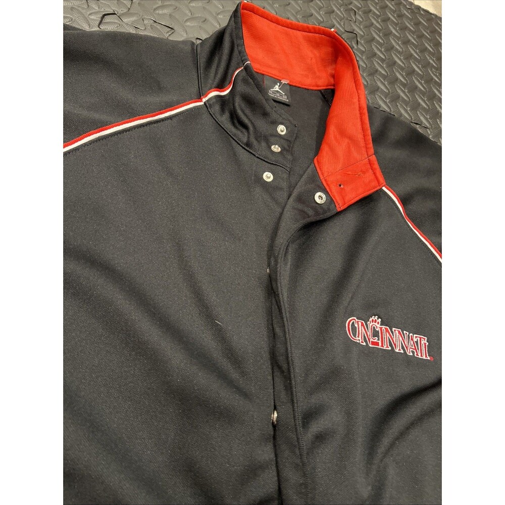Rare Jordan Nike Throwback Cincinnati Bearcats Jo… - image 7